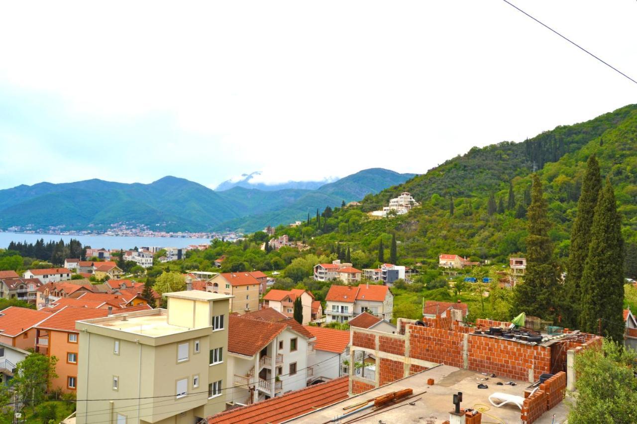 Tivat Apartments Esterno foto