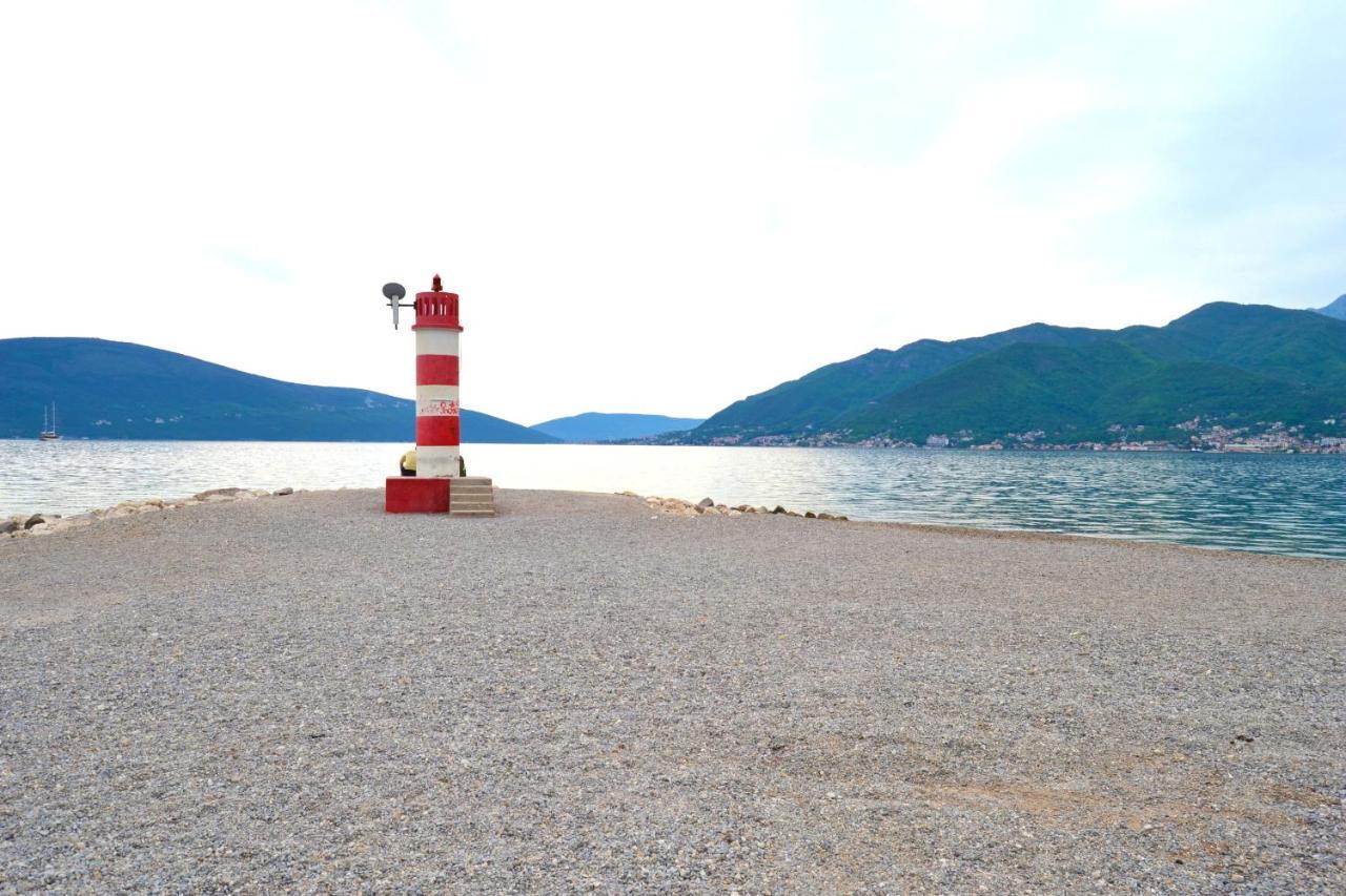 Tivat Apartments Esterno foto