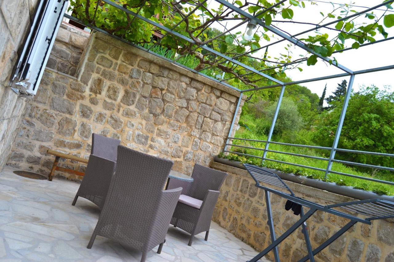 Tivat Apartments Esterno foto